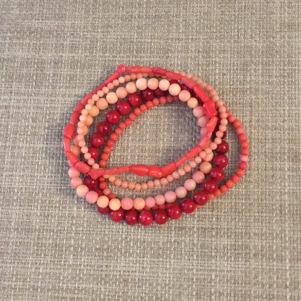 Coral colors beaded bracelet set